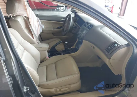 2006 Honda Accord 3.0 Ex from USA, damaged, VIN 1HGCM655X6A059909